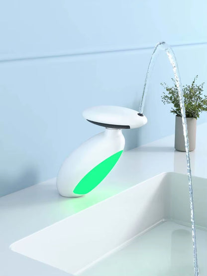 Color-Changing LED Bathroom Basin Faucet with Penguin Pull-Out Design and Rotating Spray